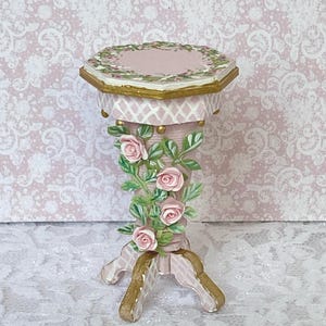 Dollhouse Miniature PINK ROSES Conversation Table 1:12 by Miniature Lane Pedestal Table
